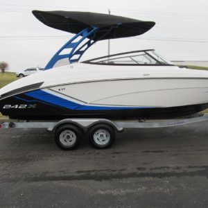 8624776_20221213143727837_1_XLARGE 2018 Yamaha 242X E-Edition