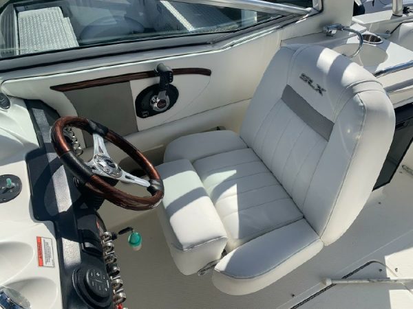 8633857_20221220162355653_1_XLARGE 2009 Sea Ray 250 SLX