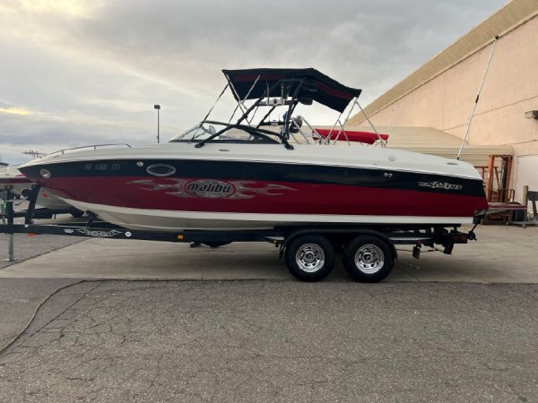 8639225_20230110111834779_1_XLARGE 2004 Malibu Wakesetter 25 Ski Wakeboard Boat