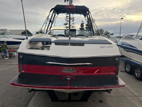 8639225_20230110111945584_1_XLARGE 2004 Malibu Wakesetter 25 Ski Wakeboard Boat