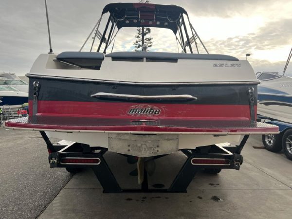 8639225_20230110112019846_1_XLARGE 2004 Malibu Wakesetter 25 Ski Wakeboard Boat