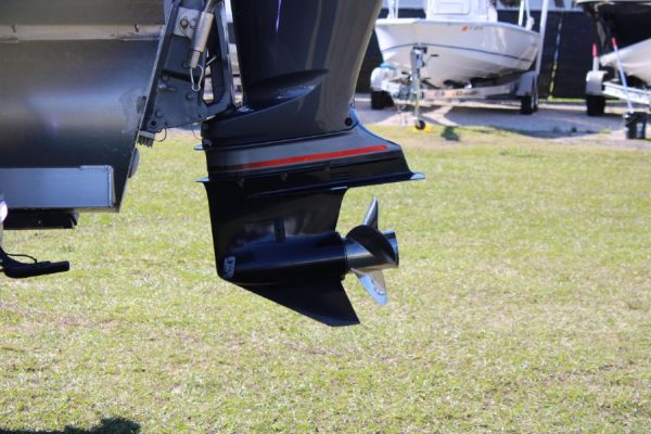 8648671_20230109135541727_1_XLARGE 2020 Bennington S22 Center Console Tritoon