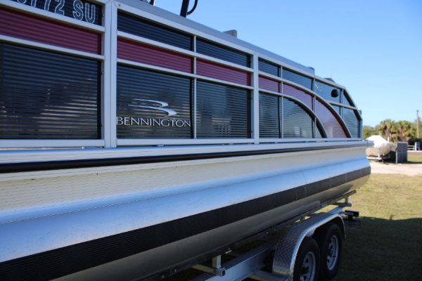 8648671_20230109135801528_1_XLARGE 2020 Bennington S22 Center Console Tritoon