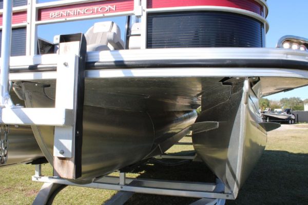 8648671_20230109135815603_1_XLARGE 2020 Bennington S22 Center Console Tritoon