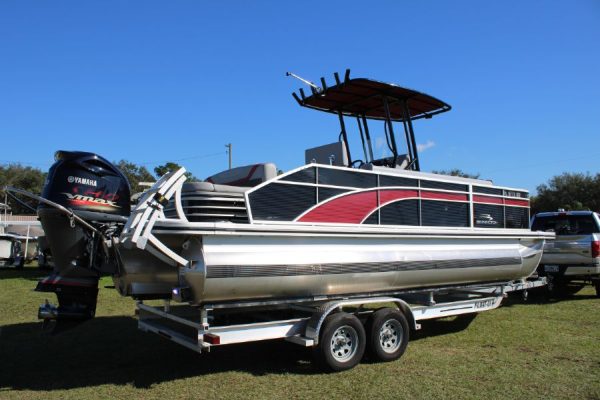 8648671_20230109135917863_1_XLARGE 2020 Bennington S22 Center Console Tritoon