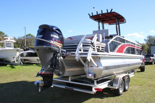 8648671_20230109135925233_1_XLARGE 2020 Bennington S22 Center Console Tritoon