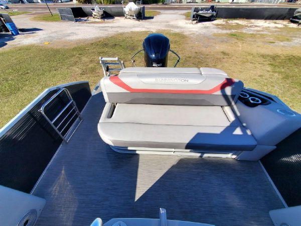 8648671_20230109141101852_1_XLARGE 2020 Bennington S22 Center Console Tritoon