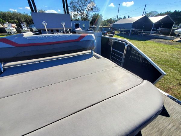 8648671_20230109141121535_1_XLARGE 2020 Bennington S22 Center Console Tritoon