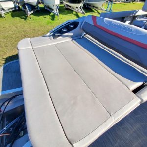 8648671_20230109141136397_1_XLARGE 2020 Bennington S22 Center Console Tritoon
