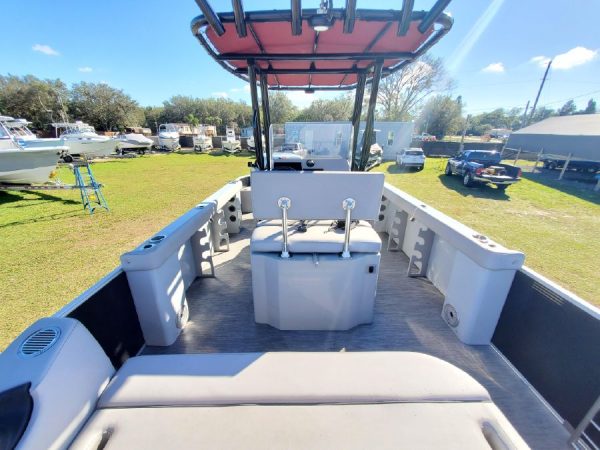 8648671_20230109141144361_1_XLARGE 2020 Bennington S22 Center Console Tritoon