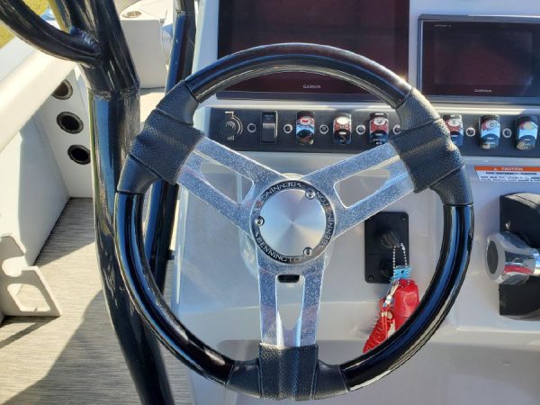 8648671_20230109141304424_1_XLARGE 2020 Bennington S22 Center Console Tritoon