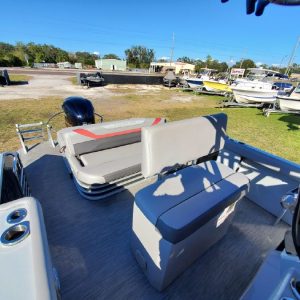 8648671_20230109141329815_1_XLARGE 2020 Bennington S22 Center Console Tritoon