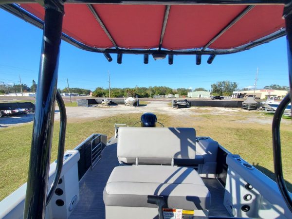8648671_20230109141339770_1_XLARGE 2020 Bennington S22 Center Console Tritoon