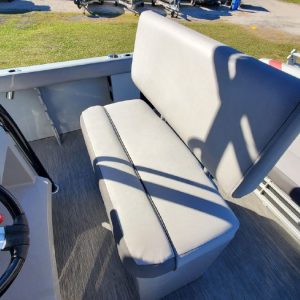 8648671_20230109141359657_1_XLARGE 2020 Bennington S22 Center Console Tritoon