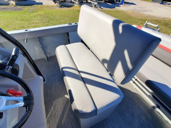 8648671_20230109141359657_1_XLARGE 2020 Bennington S22 Center Console Tritoon