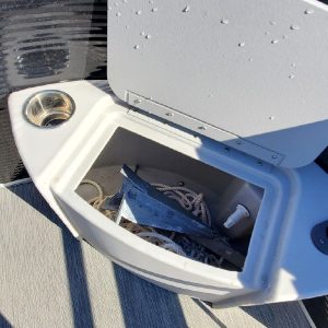 8648671_20230109141613777_1_XLARGE 2020 Bennington S22 Center Console Tritoon