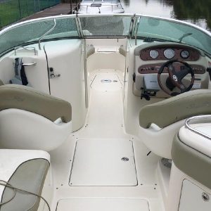 8654417_20230112220345986_1_XLARGE 2006 Sea Ray 240 Sundeck