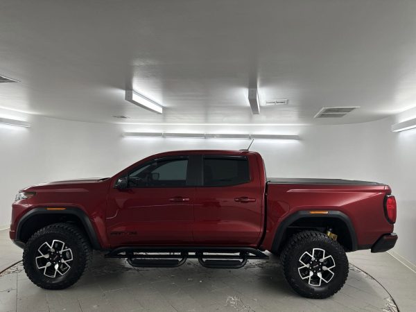 8a38adaafbd147b0974c549644d34ded 2023 GMC Canyon AT4X