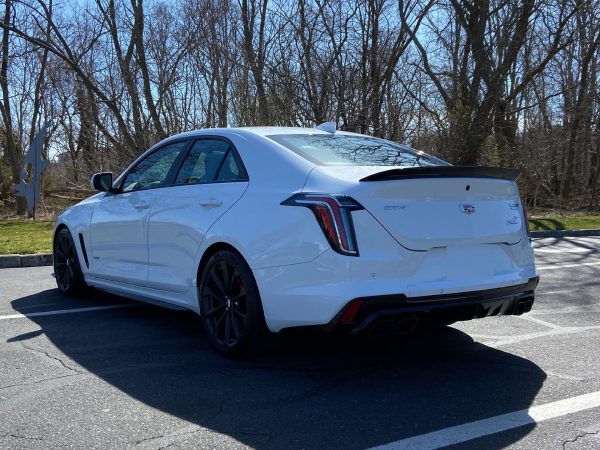 98cbae1367bd46d8b95da2ec7de2b0f3 2022 Cadillac CT4 V