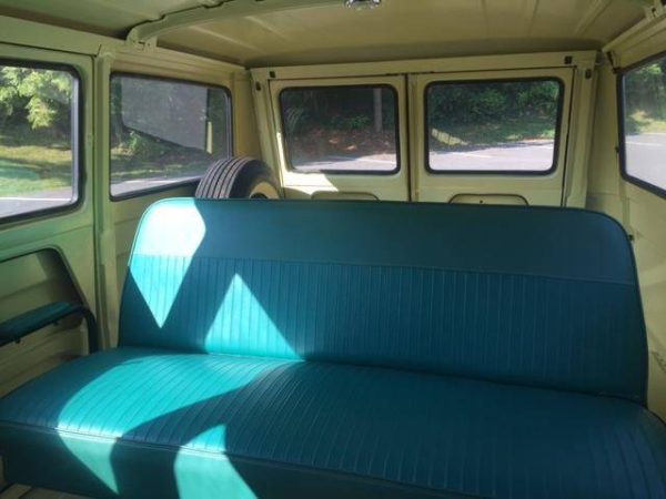 IMG_004 1965 Ford Econoline Van