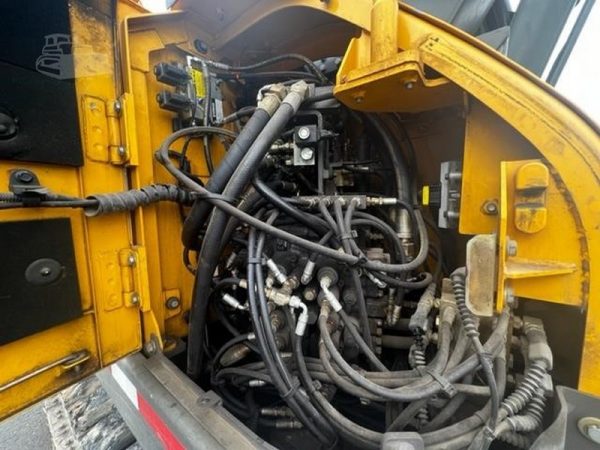 IMG_02833_-20-1.jpg 2013 VOLVO ECR145DL