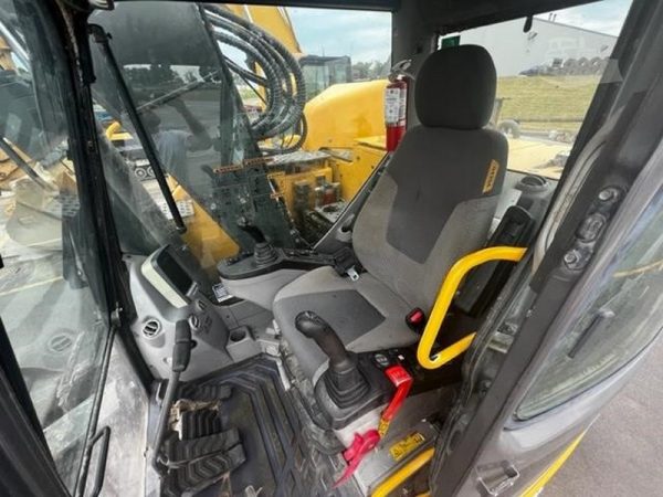 IMG_02833_-7-1.jpg 2013 VOLVO ECR145DL