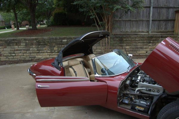 IMG_0294 (11) 1974 Jaguar E-Type