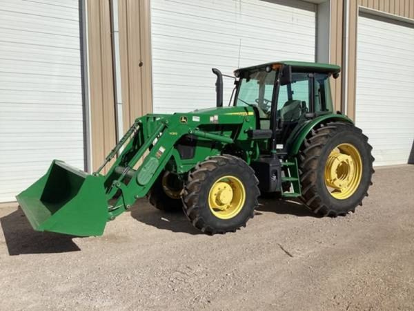 IMG_220143_-1-1.jpg 2016 John Deere 6120E MFWD