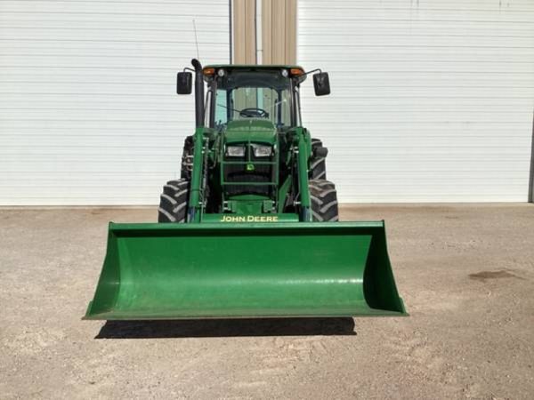 IMG_220143_-13-1.jpg 2016 John Deere 6120E MFWD