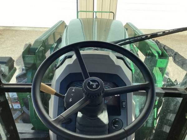 IMG_220143_-20-1.jpg 2016 John Deere 6120E MFWD