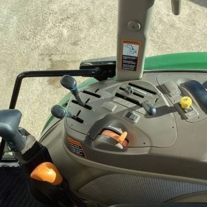 IMG_220143_-21-1.jpg 2016 John Deere 6120E MFWD