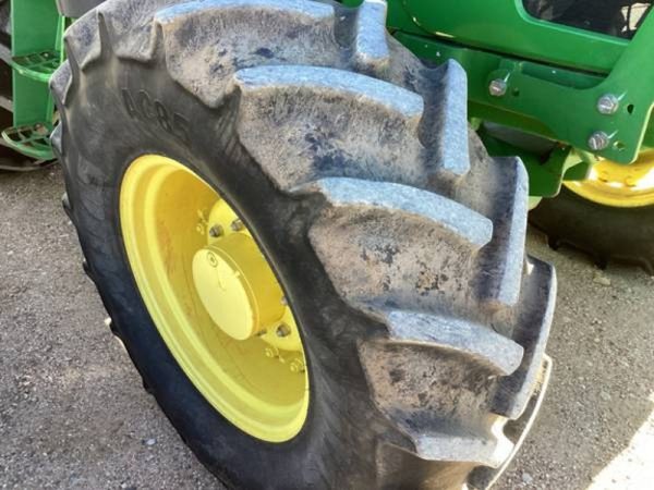 IMG_220143_-26-1.jpg 2016 John Deere 6120E MFWD