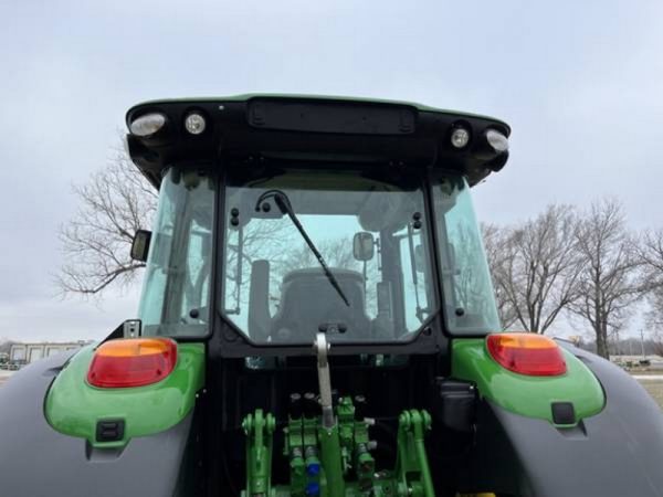 IMG_22914_-10-1.jpg 2018 John Deere 5125R