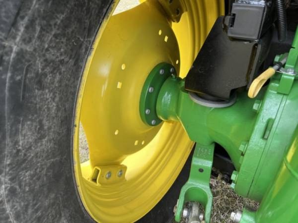 IMG_22914_-13-1.jpg 2018 John Deere 5125R