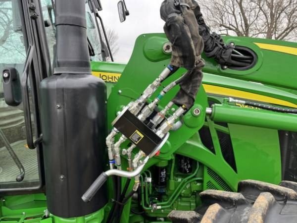IMG_22914_-19-1.jpg 2018 John Deere 5125R
