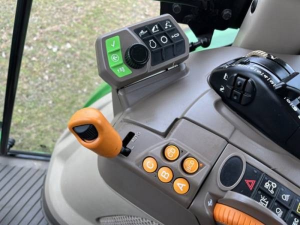 IMG_22914_-36-1.jpg 2018 John Deere 5125R