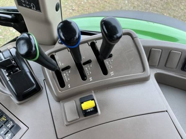 IMG_22914_-37-1.jpg 2018 John Deere 5125R