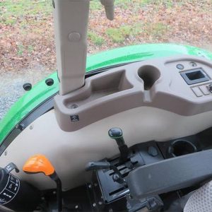 IMG_28021_-14-1.jpg 2015 John Deere 5065E