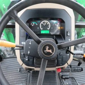 IMG_28021_-17-1.jpg 2015 John Deere 5065E