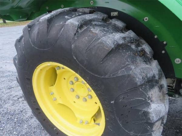 IMG_28021_-25-1.jpg 2015 John Deere 5065E