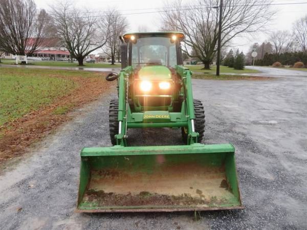 IMG_28021_-4-1.jpg 2015 John Deere 5065E