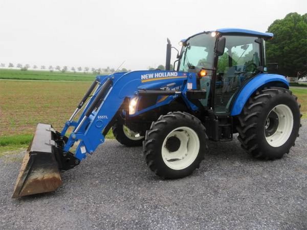 IMG_33030_-1-1.jpg 2015 New Holland T4.75