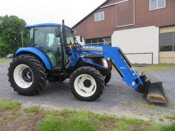 IMG_33030_-2-1.jpg 2015 New Holland T4.75