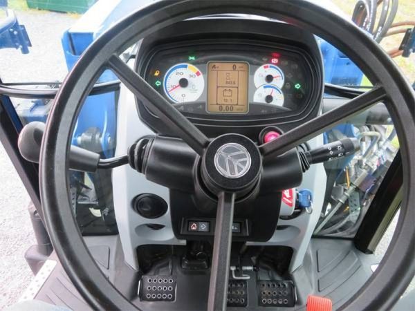 IMG_33030_-22-1.jpg 2015 New Holland T4.75
