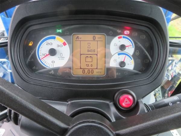 IMG_33030_-23-1.jpg 2015 New Holland T4.75