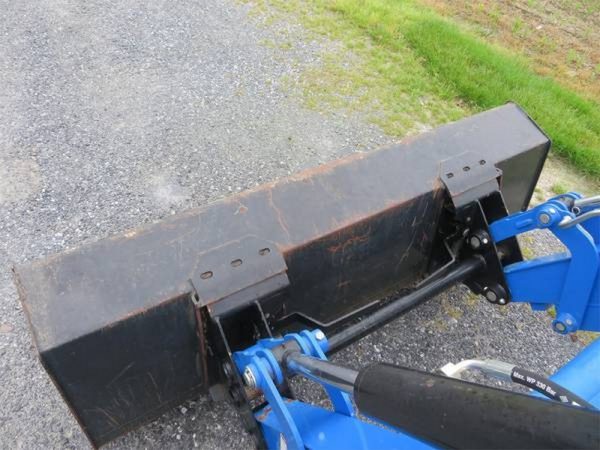 IMG_33030_-26-1.jpg 2015 New Holland T4.75