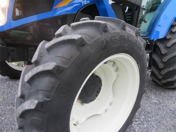 IMG_33030_-27-1.jpg 2015 New Holland T4.75