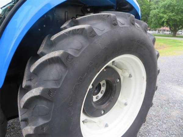 IMG_33030_-29-1.jpg 2015 New Holland T4.75