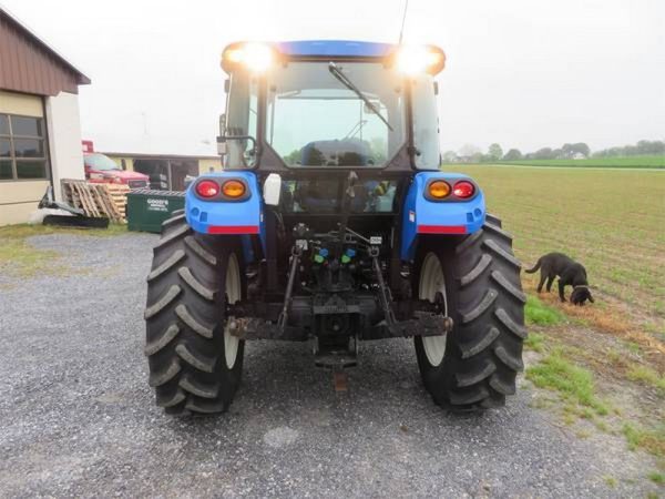IMG_33030_-4-1.jpg 2015 New Holland T4.75