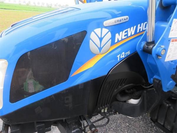 IMG_33030_-5-1.jpg 2015 New Holland T4.75